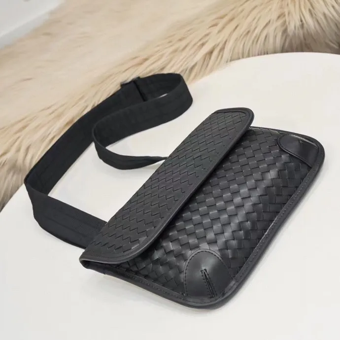 All categories 💚 Top version men’s bags 💚 BV 2024 new BV crossbody bag